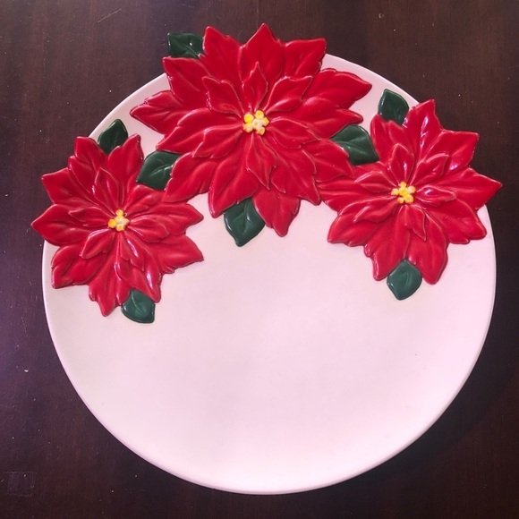 - Large Vintage Poinsettia Christmas Platter. - Picture 1 of 3